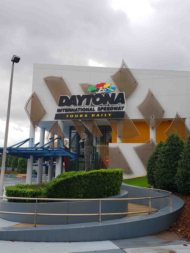 Acelere um carro da Nascar em Daytona Beach Acelere um carro da Nascar em Daytona Beach