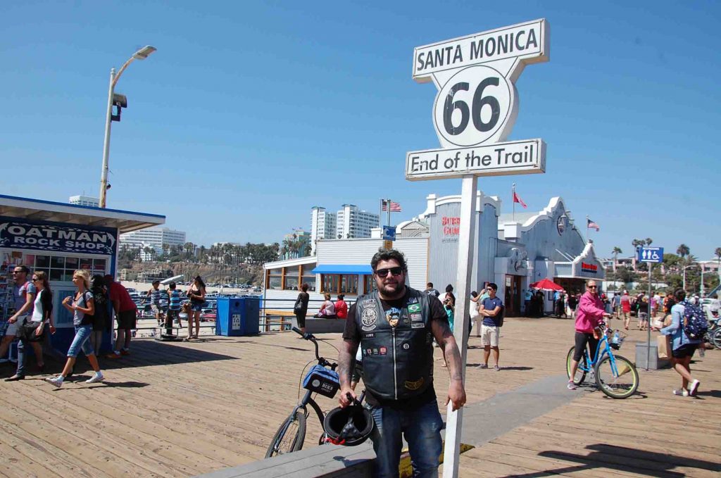 Conheça Los Angeles de moto Conheça Los Angeles de moto