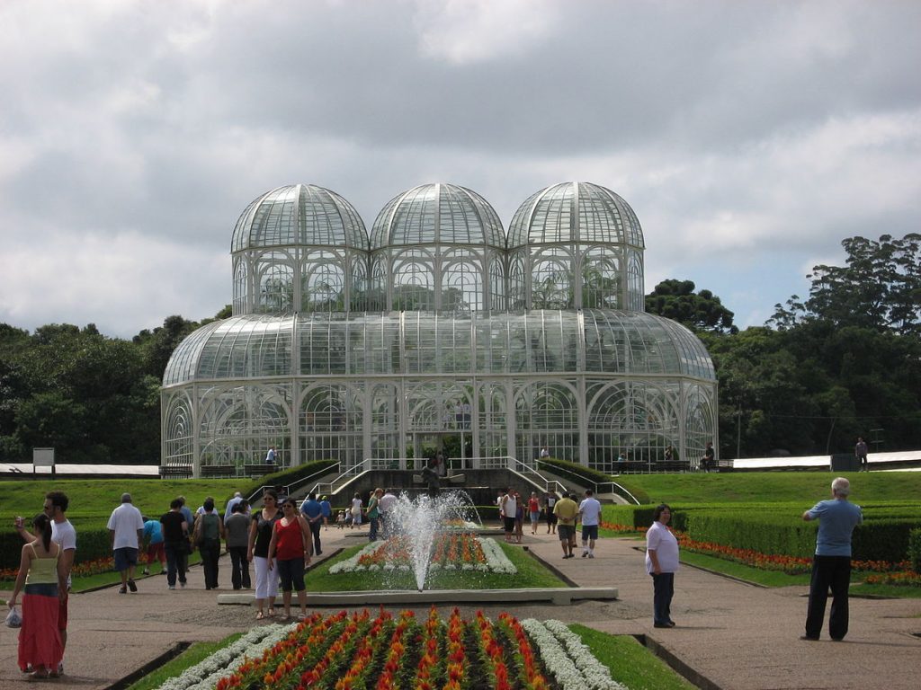 Jardim Botânico de Curitiba, com áreas verdes e flores Onde ficar em Curitiba