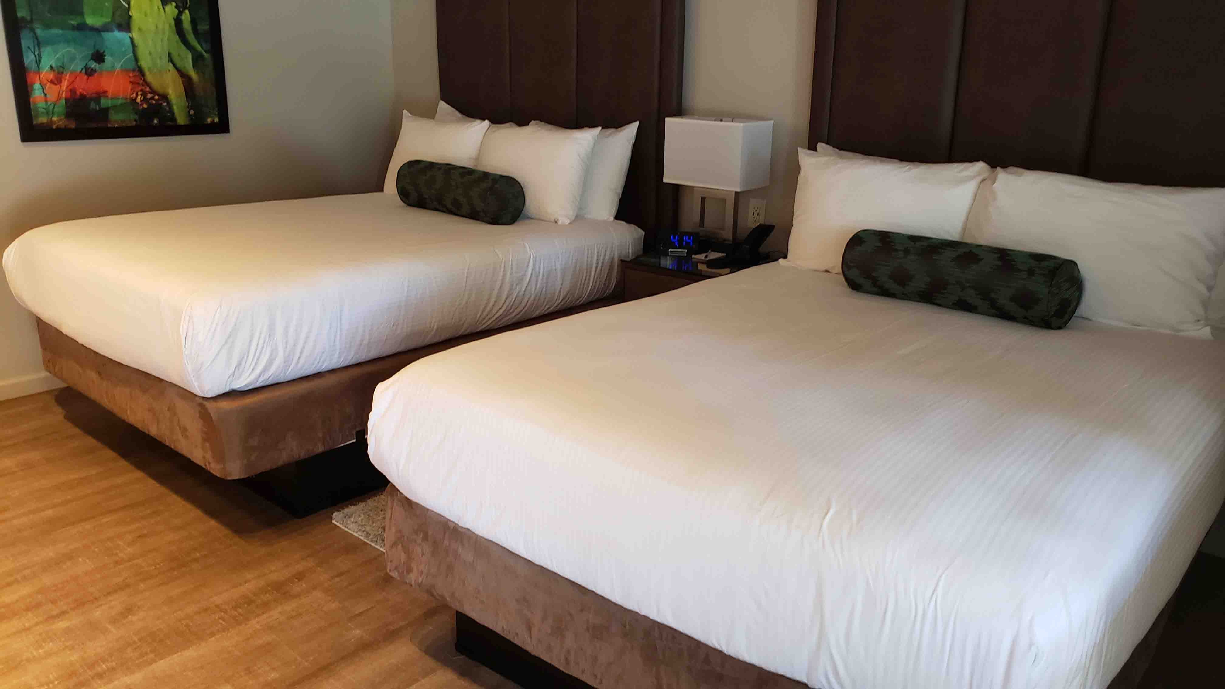 Camas em quarto hotéis em Santa Cruz